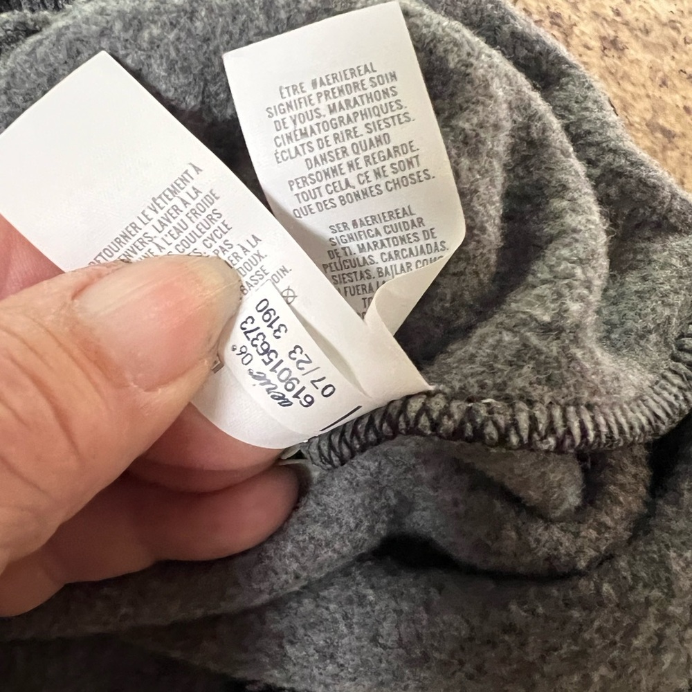 American Eagles Aerie Charcoal Crewneck terry sweatshirt Sweater - Picture 11 of 12